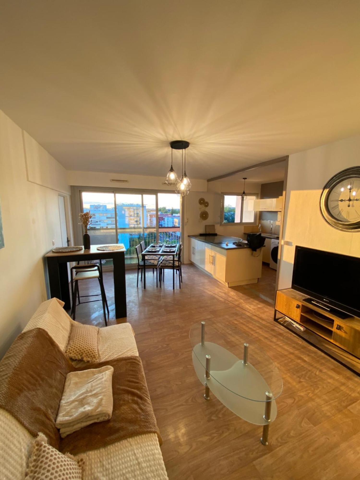 Appartement Spacieux - 10' Gare Angers Eksteriør billede