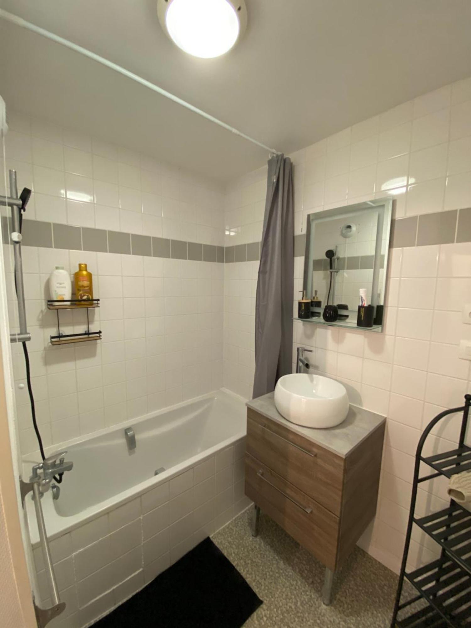Appartement Spacieux - 10' Gare Angers Eksteriør billede