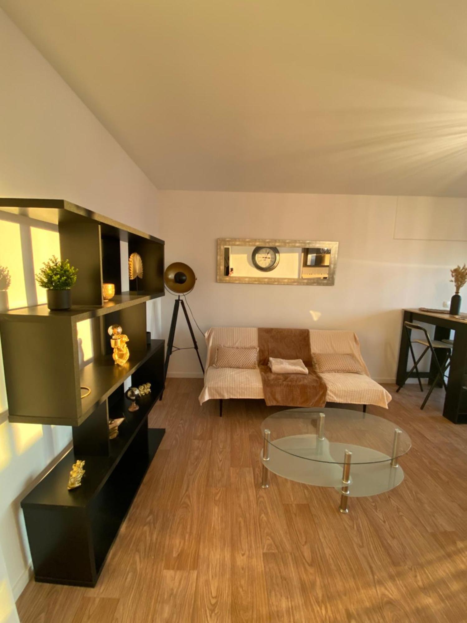 Appartement Spacieux - 10' Gare Angers Eksteriør billede
